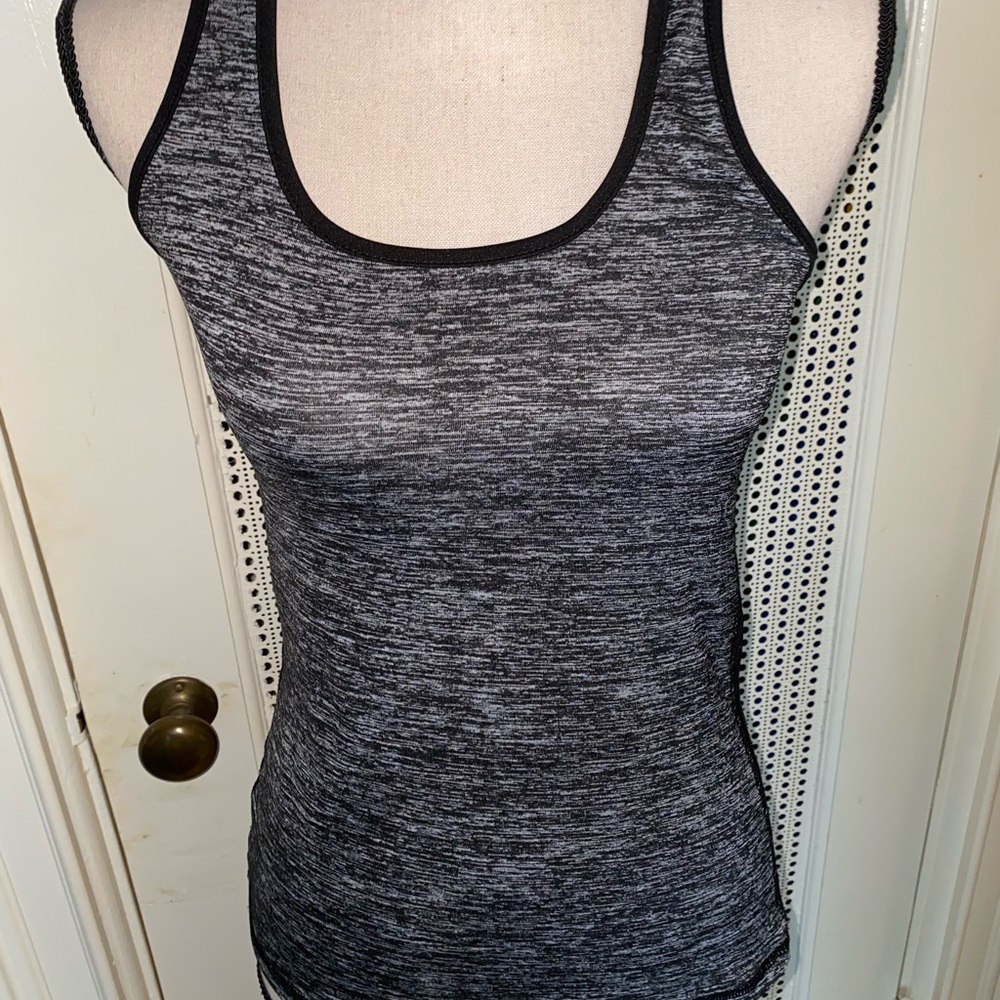 Gray Fitted Sleeveless Tank Top